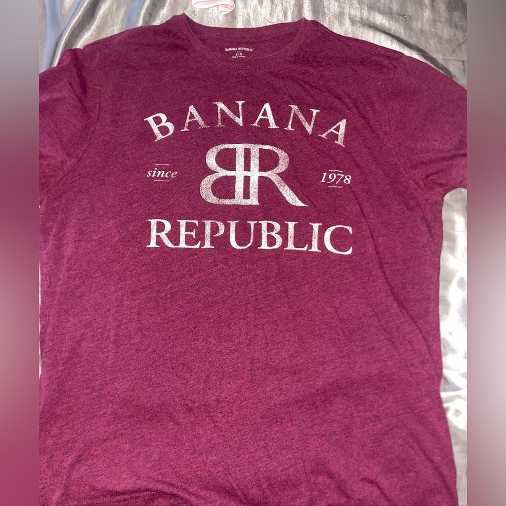 Banana republic t-shirt